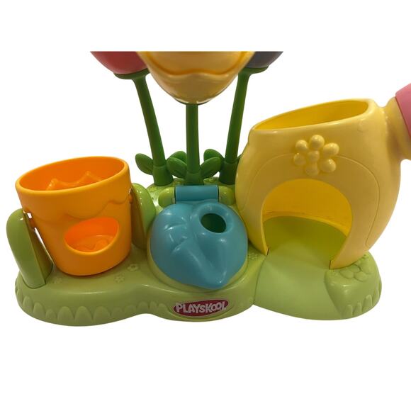 Colorful Playskool Busy Lil’ Jiggle Flower Garden Rare 2008 Toy Play Set - Picture 8 of 8